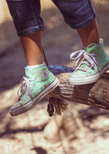 Load image into Gallery viewer, Mint Canvas High Tops