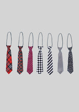 Load image into Gallery viewer, B+W Horizontal Striped Tie