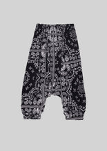 Load image into Gallery viewer, Bandana Print Cropped Harem Pants