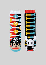 Load image into Gallery viewer, Julius and Skurvy Mismatched Socks