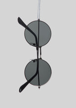 Load image into Gallery viewer, Round Black Gunmetal Frame Sunglasses
