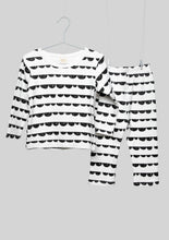 Load image into Gallery viewer, Black and White Scalloped Pajama Set