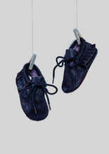 Load image into Gallery viewer, Fringed Fur Navy Moccasins